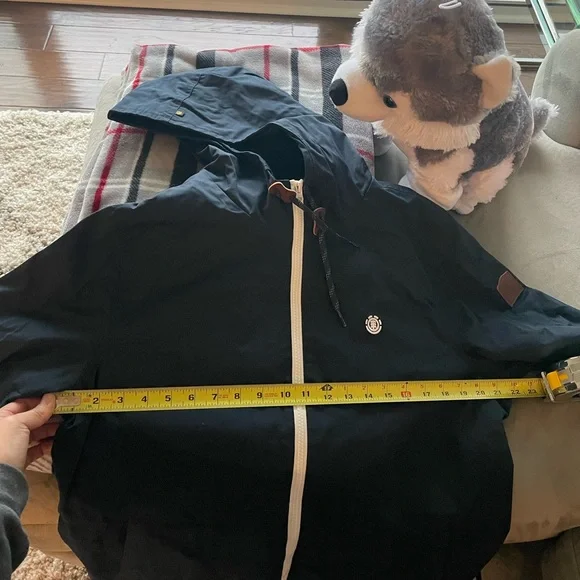 Men’s Jacket - Picture 3 of 14